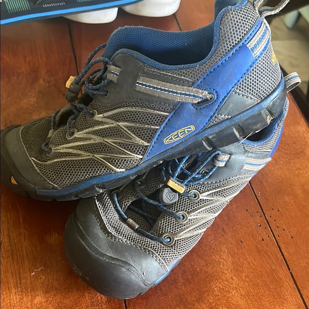 Keen Gray and Blue Outdoor Shoes